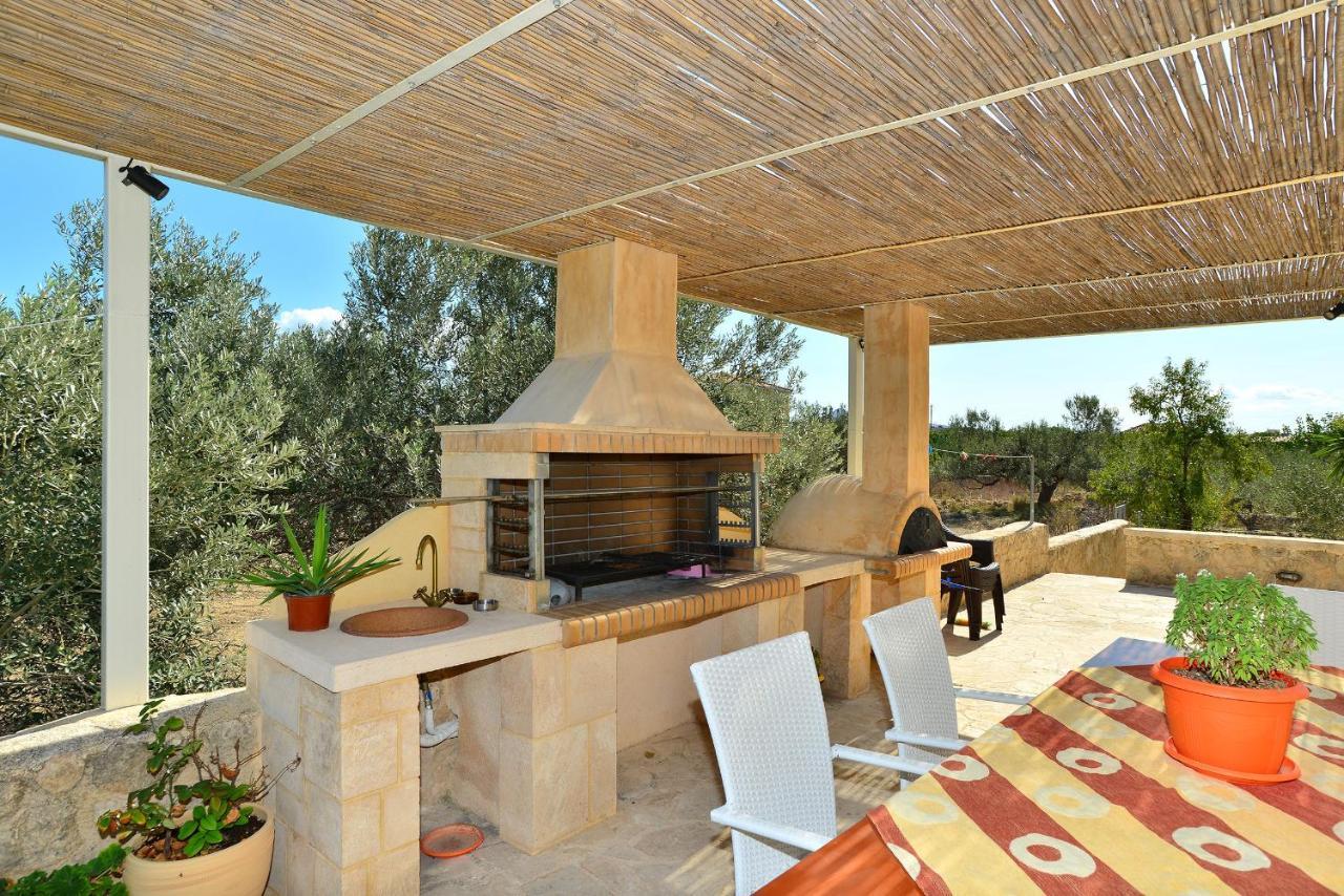 Villa Konstantinos Aegina エクステリア 写真